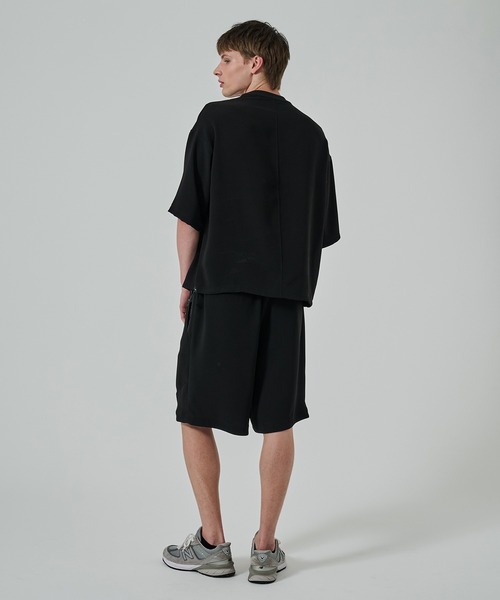 STUDIOUS(ステュディオス)の「【STUDIOUS】SUMMER ESSENTIAL DRAWCORD TEE(Tシャツ/カットソー・メンズ・ブラック・1/2)」の4枚目の写真