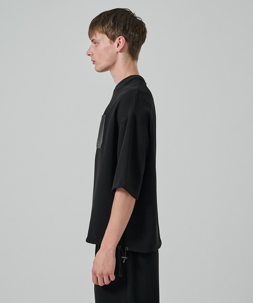 STUDIOUS(ステュディオス)の「【STUDIOUS】SUMMER ESSENTIAL DRAWCORD TEE(Tシャツ/カットソー・メンズ・ブラック・1/2)」の6枚目の写真