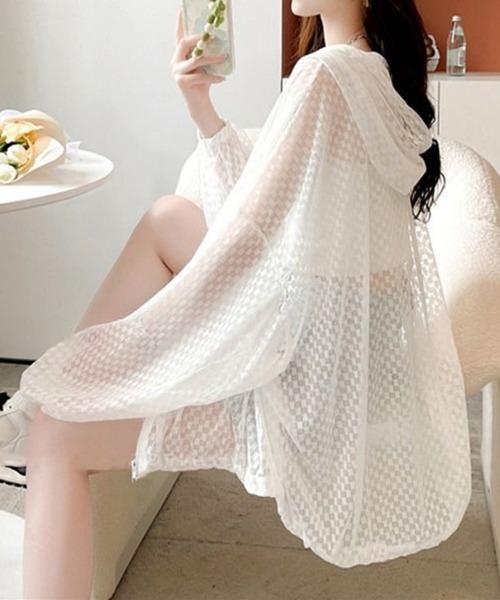 Miniministore(ミニミニストア)の「シアーシャツ レディース 夏カーディガン(カーディガン/ボレロ・レディース・ホワイト/ブラック・FREE)」の14枚目の写真