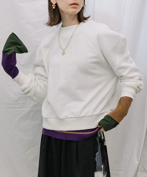 MARECHAL TERRE（マルシャルテル）の「カラースウェットトップス（スウェット・レディース・グレー/ブラック/ダークブルー/ホワイト/レッド・MEDIUM）」の2枚目の写真