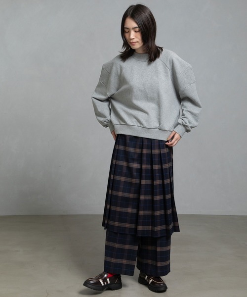 MARECHAL TERRE（マルシャルテル）の「カラースウェットトップス（スウェット・レディース・グレー/ブラック/ダークブルー/ホワイト/レッド・MEDIUM）」の21枚目の写真