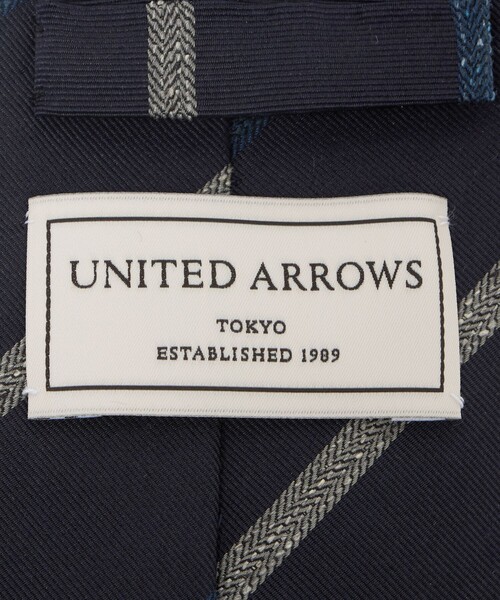 UNITED ARROWS（ユナイテッドアローズ）の「２トーン レジメンタル ネクタイ（ネクタイ・メンズ・ダークブラウン/ネイビー/ダークグレー・FREE）」の10枚目の写真