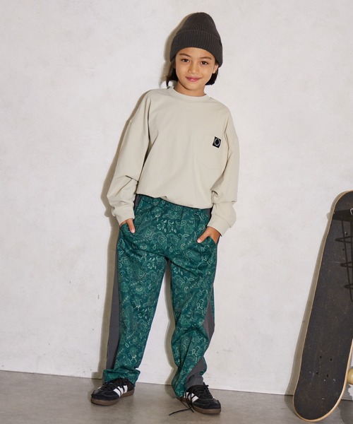 PAIRMANON STREET（ペアマノンストリート）の「マルチファンクション 吸水速乾 ストレート 切り替え パンツ【PAIRMANON STREET】（その他パンツ・キッズ・ブラック/イエロー系その他/ブラウン系その他/ブルー系その他2/オフホワイト/ブルー/ブルー系その他/パープル/グリーン系その他/レッド/ベージュ系その他/ベージュ系その他2・100/110/120/130/140/150/160）」の20枚目の写真