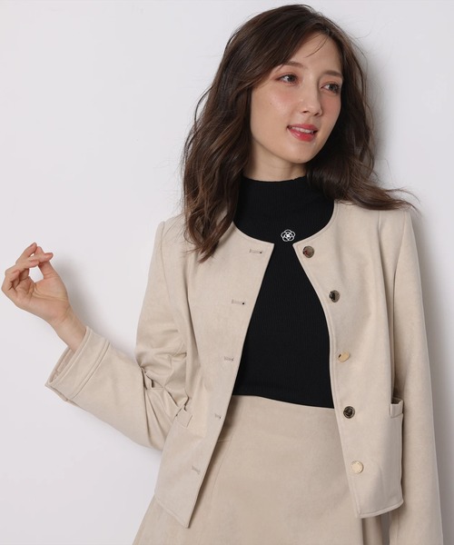 Apuweiser-riche（アプワイザーリッシェ）の「スエードノーカラージャケット（その他アウター・レディース・ベージュ系その他・2/1）」の6枚目の写真