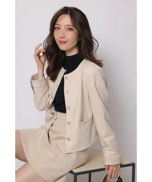 Apuweiser-riche（アプワイザーリッシェ）の「スエードノーカラージャケット（その他アウター・レディース・ベージュ系その他・2/1）」の10枚目の写真