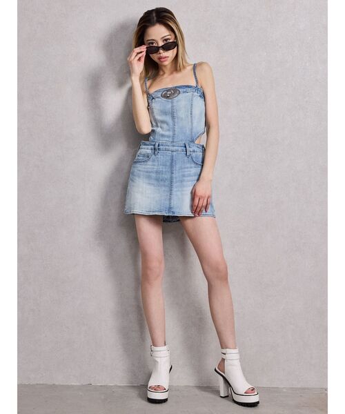 GYDA（ジェイダ）の「GD MOLD SIDE OPENスカートライクデニムワンピース（ワンピース・レディース・ライトブルー/インディゴブルー・SMALL/MEDIUM）」の9枚目の写真