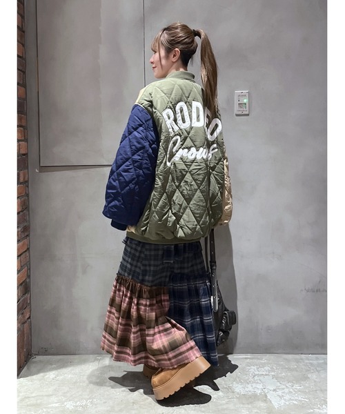 キルティングフードブルゾン（ブルゾン）｜RODEO CROWNS WIDE BOWL