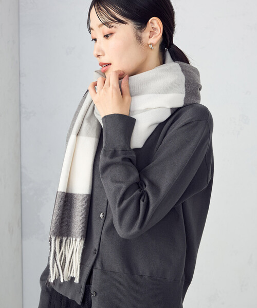 MONO　COMME CA（モノコムサ）の「ブロックチェックストール（ストール/ショール・レディース・グレー/サックスブルー/ベージュ・FREE）」の2枚目の写真