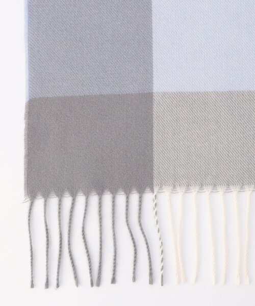 MONO　COMME CA（モノコムサ）の「ブロックチェックストール（ストール/ショール・レディース・グレー/サックスブルー/ベージュ・FREE）」の8枚目の写真