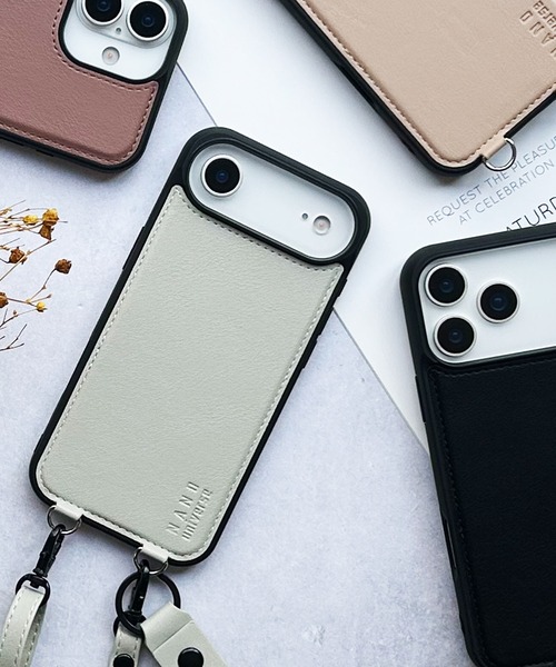 NANO universe（ナノユニバース）の「iPhone17 iPhone17Pro iPhone17ProMax iPhoneAir ナノユニバース MagSafe対応背面/ショルダーストラップ（スマホケース/カバー・レディース・ベージュ/ブラウン/グレー/ブラック・iPhone 17 Pro Max/iPhone Air/iPhone 17/iPhone 17 Pro）」の3枚目の写真