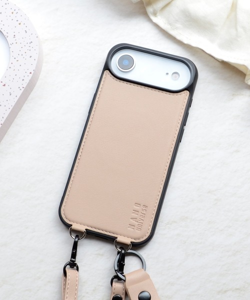 NANO universe（ナノユニバース）の「iPhone17 iPhone17Pro iPhone17ProMax iPhoneAir ナノユニバース MagSafe対応背面/ショルダーストラップ（スマホケース/カバー・レディース・ベージュ/ブラウン/グレー/ブラック・iPhone 17 Pro Max/iPhone Air/iPhone 17/iPhone 17 Pro）」の21枚目の写真