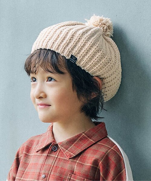 Ampersand(アンパサンド)の「梵天付きモールニットベレー帽(ハンチング/ベレー帽・キッズ・キャメル/ブラック/アイボリー・44/46/50/54/58)」の2枚目の写真