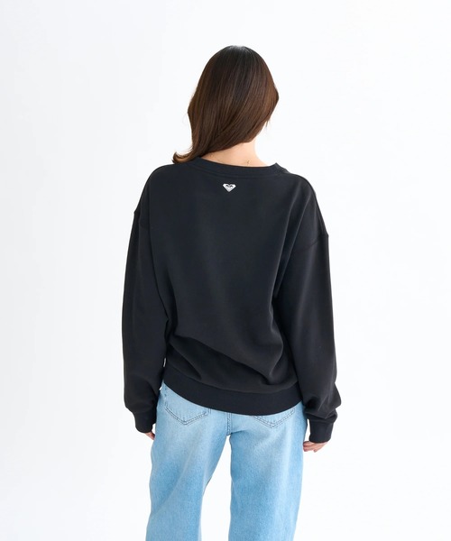 ROXY（ロキシー）の「JIVY PULL OVER /ロキシーロゴワンポイントドロップショルダープルオーバースウェットトレーナー（スウェット・レディース・ナチュラル/ブラウン/ブラック・SMALL/MEDIUM/LARGE）」の6枚目の写真