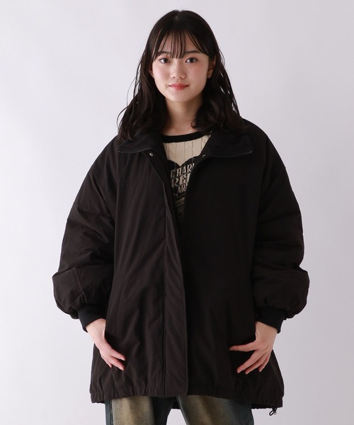 repipi armario（レピピ アルマリオ）の「モンスターナカワタコート（ダウンジャケット/コート・キッズ・アイボリー/ブラック/サックスブルー・SMALL/MEDIUM/LARGE）」の11枚目の写真