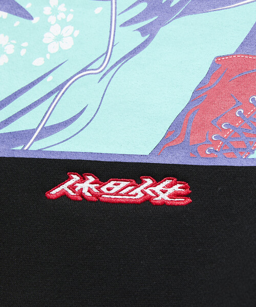 FREAK'S STORE(フリークスストア)の「限定展開 リラックスフィット 刺繍 バックプリント クルーネック スウェット /休日少女(スウェット・メンズ・ブラック/グレー・SMALL/MEDIUM/LARGE)」の11枚目の写真