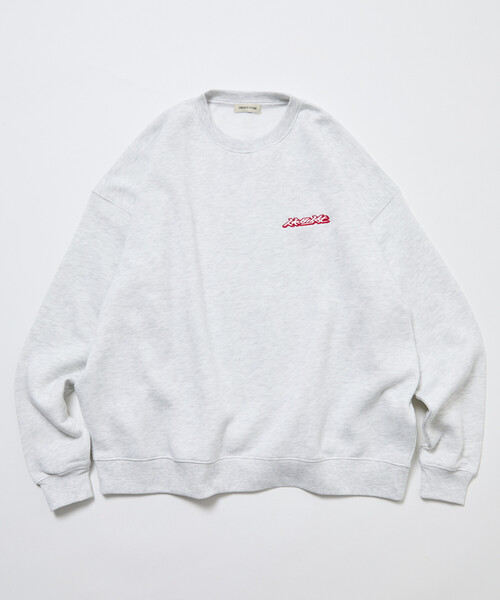 FREAK'S STORE(フリークスストア)の「限定展開 リラックスフィット 刺繍 バックプリント クルーネック スウェット /休日少女(スウェット・メンズ・ブラック/グレー・SMALL/MEDIUM/LARGE)」の10枚目の写真