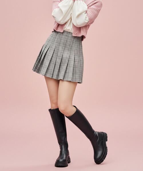 cs T&P(シーエスティーアンドピー)の「トラックソールロングブーツ(ブーツ・レディース・ブラック・LL/L/M/S)」の2枚目の写真