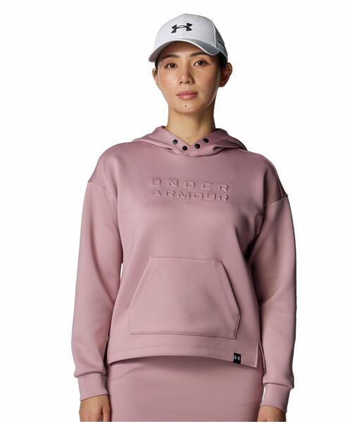 UNDER ARMOUR(アンダーアーマー)の「UAドライブ ワードマーク ロングスリーブ フーディー(ゴルフ/レディース)(スウェット・レディース・ピンク系・L/XL)」の1枚目の写真