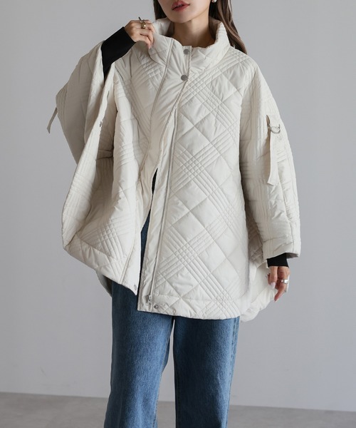 Bonjour Sagan（ボンジュールサガン）の「キルティングポンチョコート（ポンチョ・レディース・ブラック/カーキ/キナリ・FREE）」の2枚目の写真