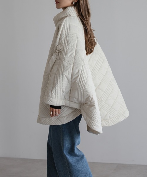 Bonjour Sagan（ボンジュールサガン）の「キルティングポンチョコート（ポンチョ・レディース・ブラック/カーキ/キナリ・FREE）」の12枚目の写真