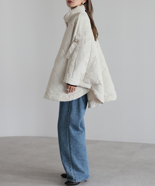 Bonjour Sagan（ボンジュールサガン）の「キルティングポンチョコート（ポンチョ・レディース・ブラック/カーキ/キナリ・FREE）」の8枚目の写真