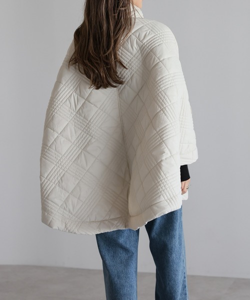 Bonjour Sagan（ボンジュールサガン）の「キルティングポンチョコート（ポンチョ・レディース・ブラック/カーキ/キナリ・FREE）」の11枚目の写真