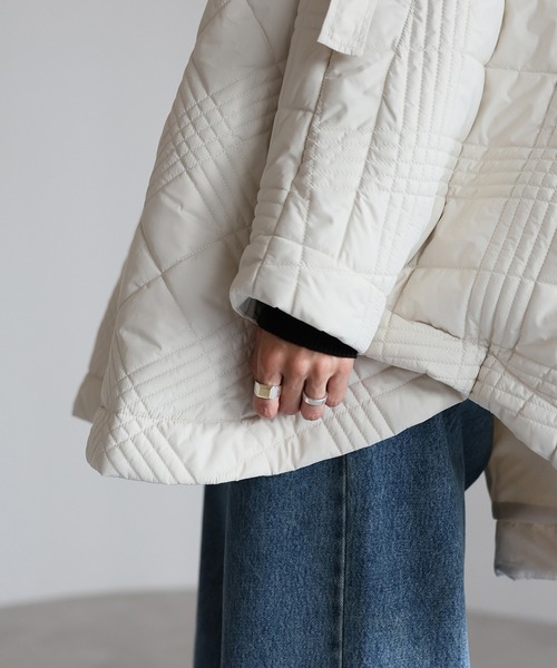 Bonjour Sagan（ボンジュールサガン）の「キルティングポンチョコート（ポンチョ・レディース・ブラック/カーキ/キナリ・FREE）」の15枚目の写真