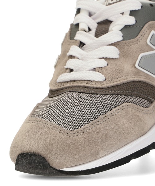 NEW BALANCEU997GY