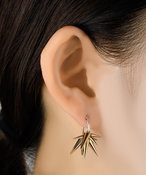e.m.(イーエム)の「ゴールドスタッズピアス(S)/NEWCOLLECTION/レディース/メンズ(ピアス(片耳用)・レディース・ゴールド・FREE)」の5枚目の写真