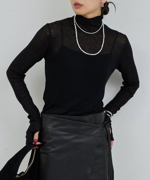 GALLARDAGALANTE（ガリャルダガランテ）の「【CHIHAYAコラボ】シアーリブタートル（ニット/セーター・レディース・ブラック/ホワイト・FREE）」の2枚目の写真