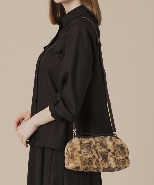 MACKINTOSH LONDON（マッキントッシュ ロンドン）の「【Precious12月号/婦人画報11月号掲載】ファージップショルダー（ショルダーバッグ・レディース・ベージュ/グレー系その他/ベージュ系その他3・FREE）」の15枚目の写真