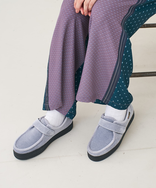 ALBEROLA（アルベローラ）の「【WEB限定】【ALBEROLA】ベロアチロリアンシューズ（ローファー・レディース・ブラウン/ブラック/グレー・36/37/38）」の9枚目の写真