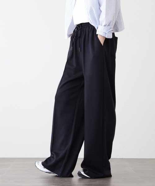 revertical(リバーティカル)の「ポンチセンタープレスワイドパンツ(スウェットパンツ・メンズ・ブラック/ネイビー・M/L)」の9枚目の写真