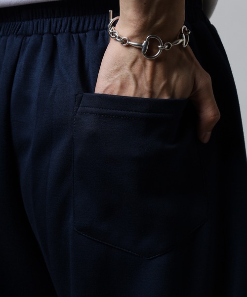 revertical(リバーティカル)の「ポンチセンタープレスワイドパンツ(スウェットパンツ・メンズ・ブラック/ネイビー・M/L)」の6枚目の写真