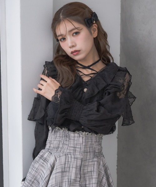 couture BY ROJITA（クチュールバイロジータ）の「クロスネックフリルブラウス（シャツ/ブラウス・レディース・ボルドー/ホワイト系その他/ブラック/ホワイト・FREE）」の7枚目の写真