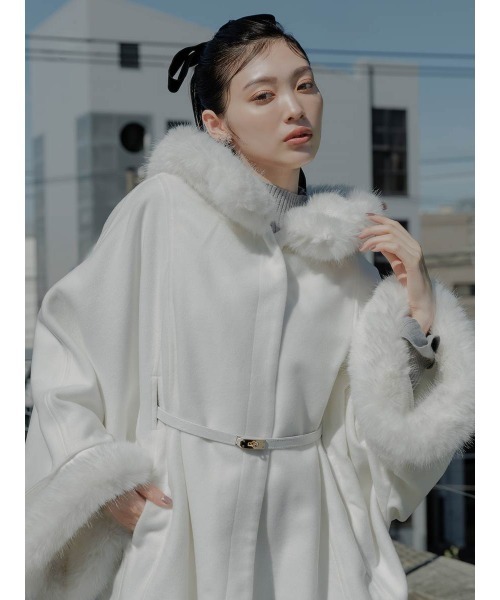 シェアードミンク×フォックス ホワイト系 ケープ ポンチョ ショート丈 ポンチョ ケープ 日本製 カシミヤ100% 大判フォックス ファー付き
