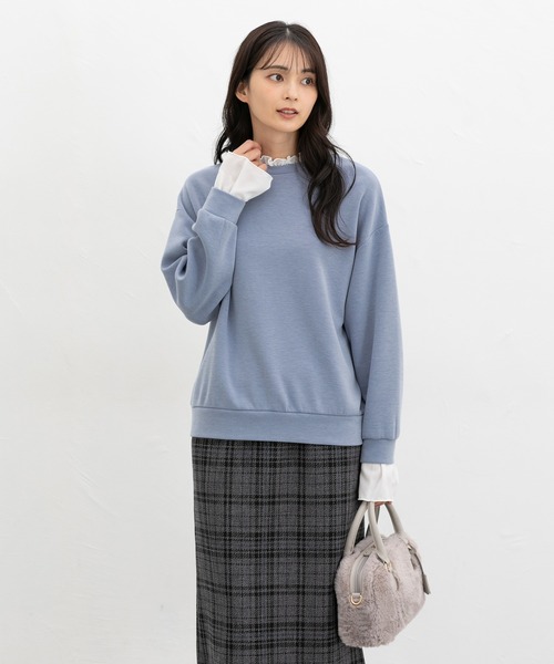 Honeys（ハニーズ）の「レイヤード風トップス（スウェット・レディース・グレイッシュブルー/ネイビー/ライトベージュ・L/LL/M/S）」の5枚目の写真