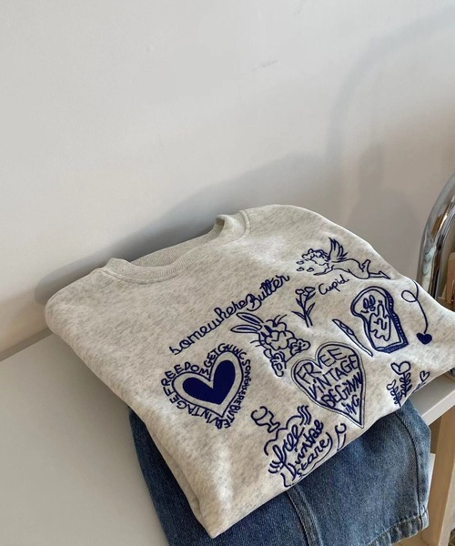 yuue' ( wear )(ユーイ)の「裏起毛イラスト刺繍オーバーサイズスウェット(スウェット・レディース・ライトグレー・FREE)」の8枚目の写真