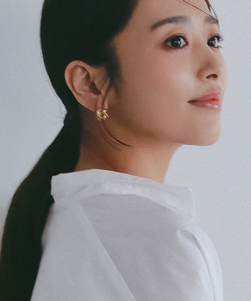 AJUGA.(アジュガ)の「ノットデザインメタルピアス(ピアス(両耳用)・レディース・ゴールド・ONE SIZE)」の13枚目の写真