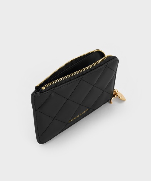 CHARLES & KEITH(チャールズ & キース)の「Arrietty アリエッティ キルトボウハートチャーム ジップアラウンドウォレット(カードケース・レディース・ライトピンク/ブラック/ワインレッド・XXS)」の18枚目の写真