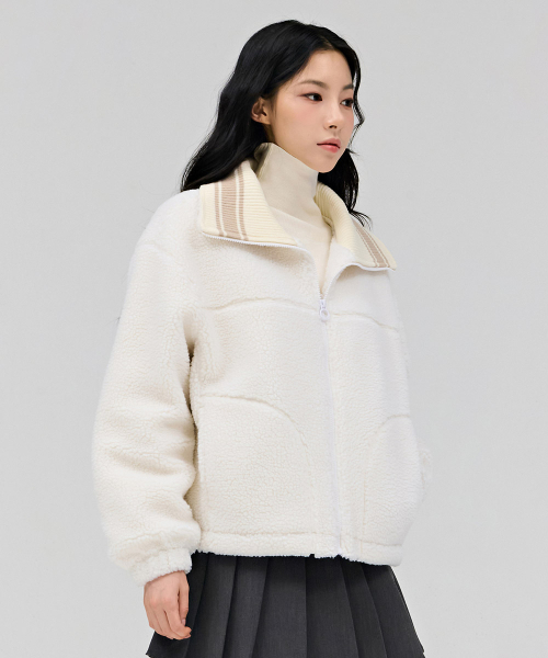 CHASECULT(チェイスカルト)の「レディースニットカラーキルティングボアジップアップ-アイボリー(その他アウター・レディース・アイボリー・90/85)」の3枚目の写真