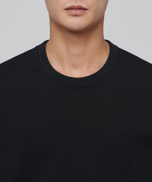 MUSINSA STANDARD（ムシンサスタンダード）の「ヘビーウェイトリラックスクルーネック長袖Tシャツ[ブラック]（Tシャツ/カットソー・メンズ・その他・MEDIUM/LARGE/X-LARGE/XX-LARGE/XXX-LARGE/SMALL）」の4枚目の写真