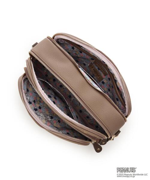 Samantha Thavasa（サマンサタバサ）の「「スヌーピー」コレクション ショルダーバッグ（ショルダーバッグ・レディース・ネイビー/グレイッシュベージュ・FREE）」の14枚目の写真