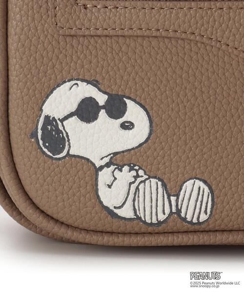 Samantha Thavasa（サマンサタバサ）の「「スヌーピー」コレクション ショルダーバッグ（ショルダーバッグ・レディース・ネイビー/グレイッシュベージュ・FREE）」の7枚目の写真