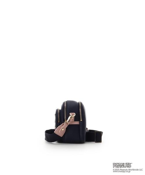 Samantha Thavasa（サマンサタバサ）の「「スヌーピー」コレクション ショルダーバッグ（ショルダーバッグ・レディース・ネイビー/グレイッシュベージュ・FREE）」の9枚目の写真
