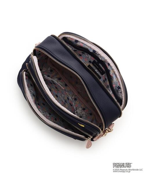 Samantha Thavasa（サマンサタバサ）の「「スヌーピー」コレクション ショルダーバッグ（ショルダーバッグ・レディース・ネイビー/グレイッシュベージュ・FREE）」の11枚目の写真