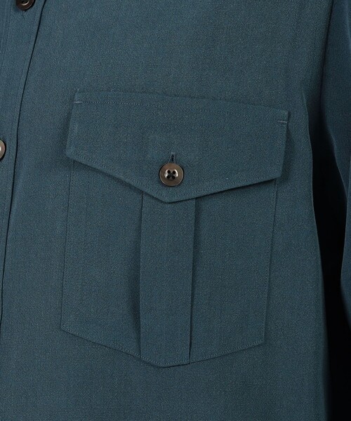 TOMORROWLAND (トゥモローランド)の「シルクタフタ ダブルポケット レギュラーカラーシャツ(シャツ/ブラウス・メンズ・ダークブルー/ベージュ・M/XS/S/L)」の7枚目の写真