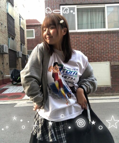 MAINBOOTH（メインブース）の「[アトム] スペースTシャツ(ホワイト)（Tシャツ/カットソー・レディース・その他・2/3）」の9枚目の写真