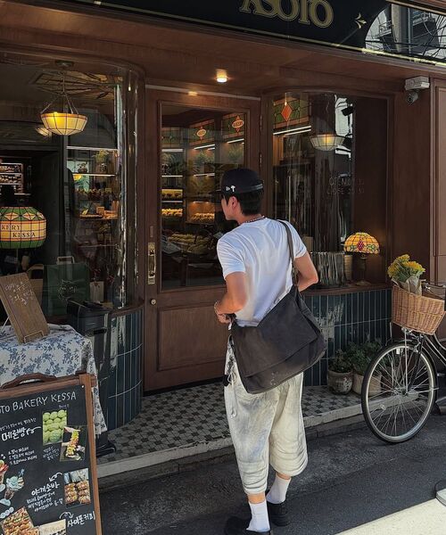 ULKIN(ウルキン)の「ムグン スティッチレザーメッセンジャーバッグ_ブラウン(メッセンジャーバッグ・レディース・ダークブラウン・FREE)」の11枚目の写真