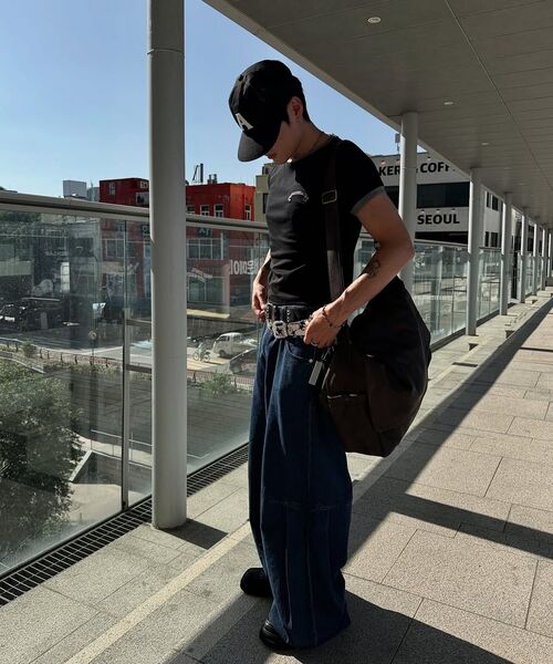 ULKIN(ウルキン)の「ムグン スティッチレザーメッセンジャーバッグ_ブラウン(メッセンジャーバッグ・レディース・ダークブラウン・FREE)」の12枚目の写真